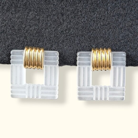 V. Avon Rainbow Ice Convertible Earrings - Picture 2 of 5